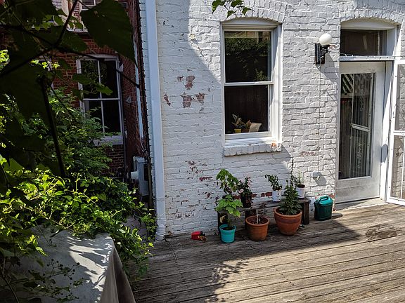 3rd image of 1810 Newton St NW #B