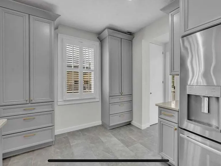 300 E Harvard St #A — Photo 9