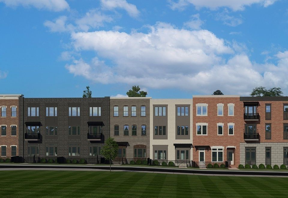1st image of 2060 Tollgate Blvd #121