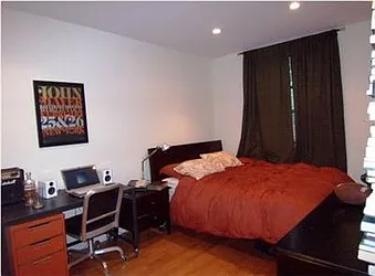 Rented by R New York