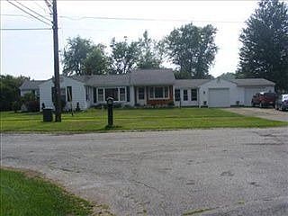 1st image of 17 Parkview Dr