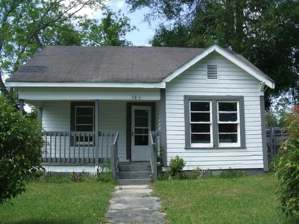924 3rd Ave SW, Moultrie, GA 31768