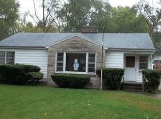 1734 College St, South Bend, IN 46628