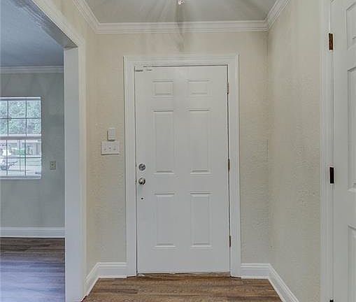 3rd image of 2937 Jonathan Ln