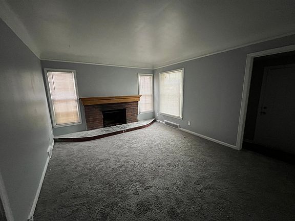 5th image of 113001 Westwood St
