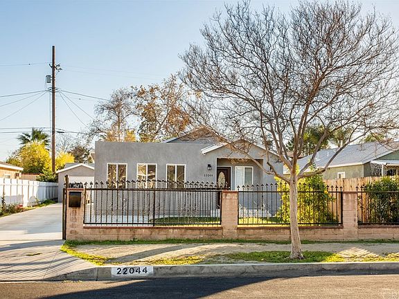 3rd image of 22044 Valerio St