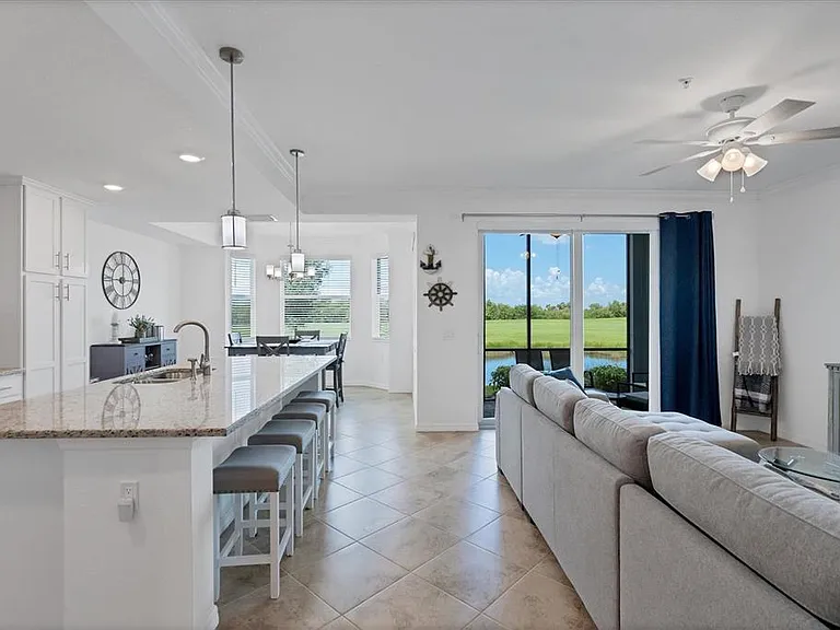 14071 Heritage Landing Blvd #316 — Photo 4