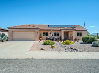 104 N Candlelight Dr, Green Valley, AZ 85614