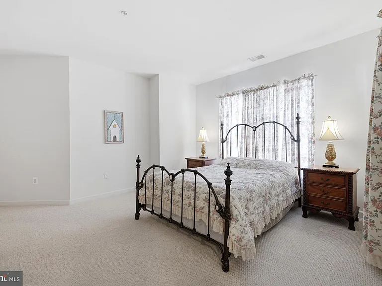 14140 Seneca Rd — Photo 112
