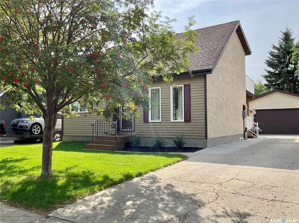 1015 Graham ROAD, Regina, SK S4N 5Z5