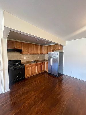 1st image of 766 E 234th St #2