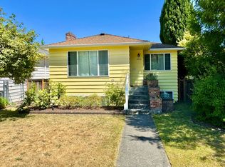 8322 9th Ave NW, Seattle, WA 98117