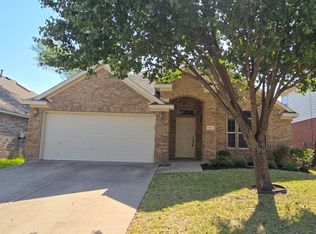 9912 Shelburne Rd, Fort Worth, TX 76244