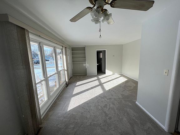 4th image of 203 N Prairie Ave