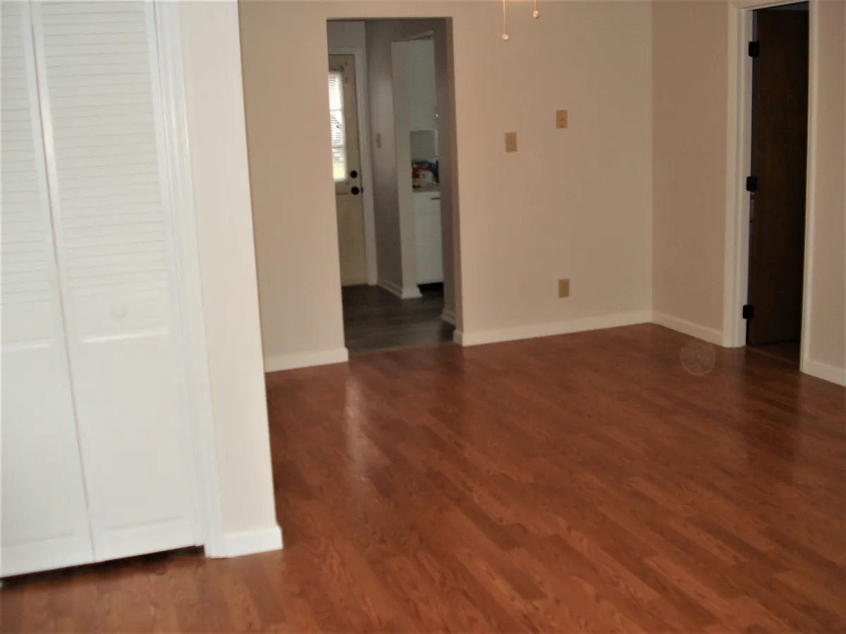 Building Photo - 12 Baytree Ct