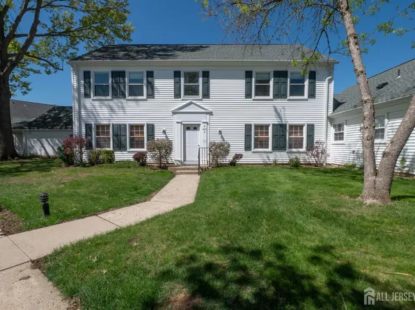 487 Somerset Ln #N, Monroe Township, NJ 08831
