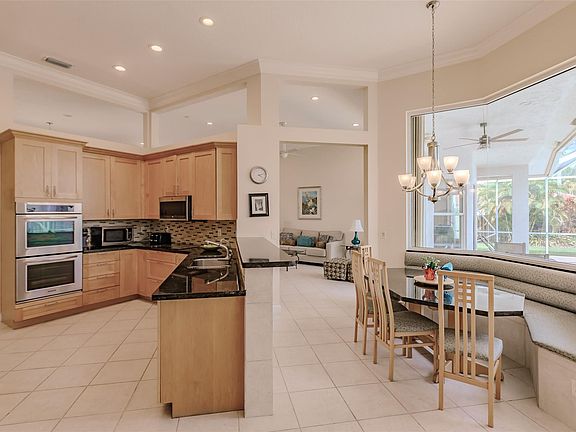 4th image of 10824 NW 2nd Street