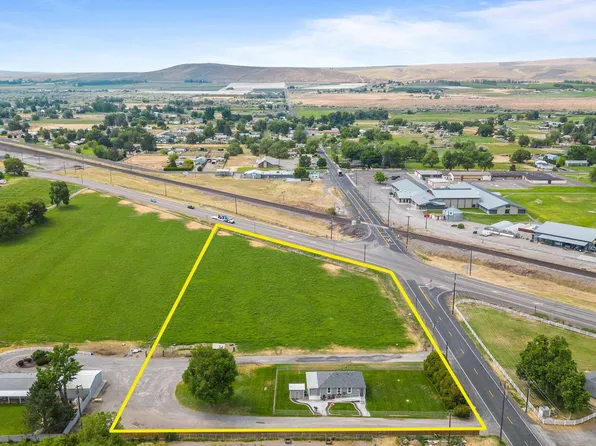 35305 S Finley Rd, Kennewick, WA 99337