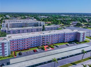 5501 80th St N UNIT 103, Saint Petersburg, FL 33709