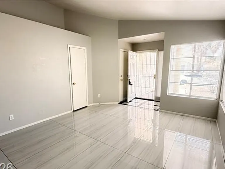7220 Paradise Bay Dr — Photo 22