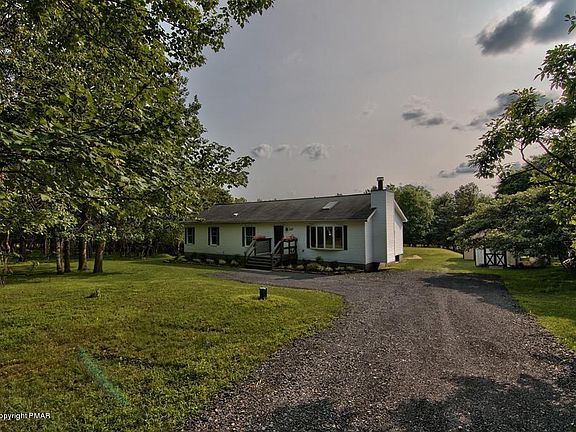 4th image of 127 Elmwood Dr