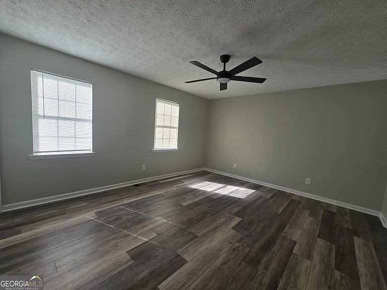 938 Iron Gate Blvd — Photo 13