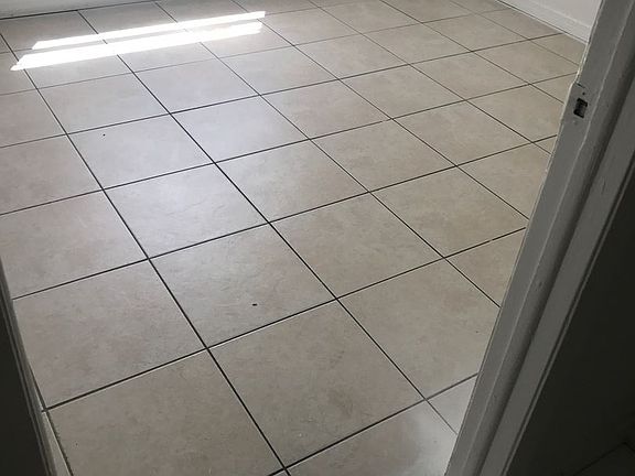 4th image of 5619 E 130th Ave