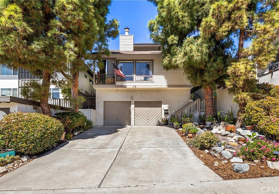 1st image of 216 W Escalones