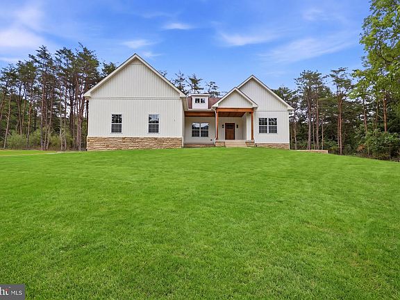 2nd image of 42 Spruce Ln