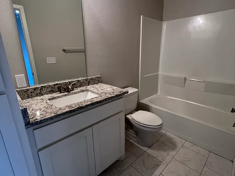 2716 Ginger Ct — Photo 8