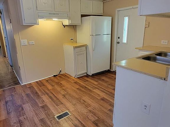 4th image of 2827 Friendly Ln Lot 6