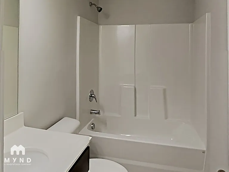 10143 Benton Woods Dr — Photo 18