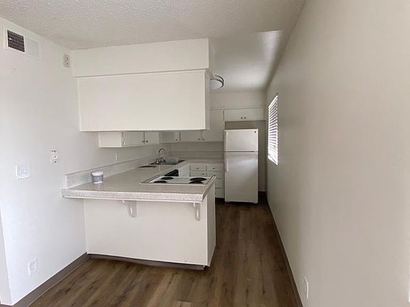 2nd image of 310 Linda Way APT 48