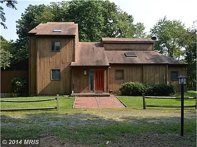 Exterior (Front)