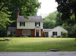 2924 Overlook Rd, Stow, OH 44224