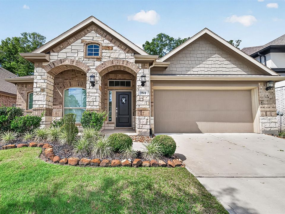 1st image of 7511 Enchanted Rock Ct