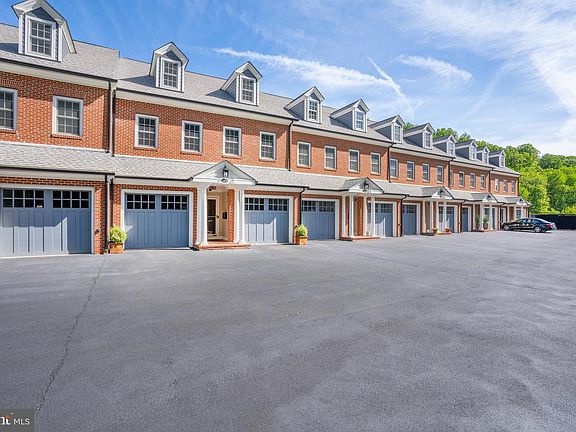 2nd image of 118 Bancroft Mills Rd