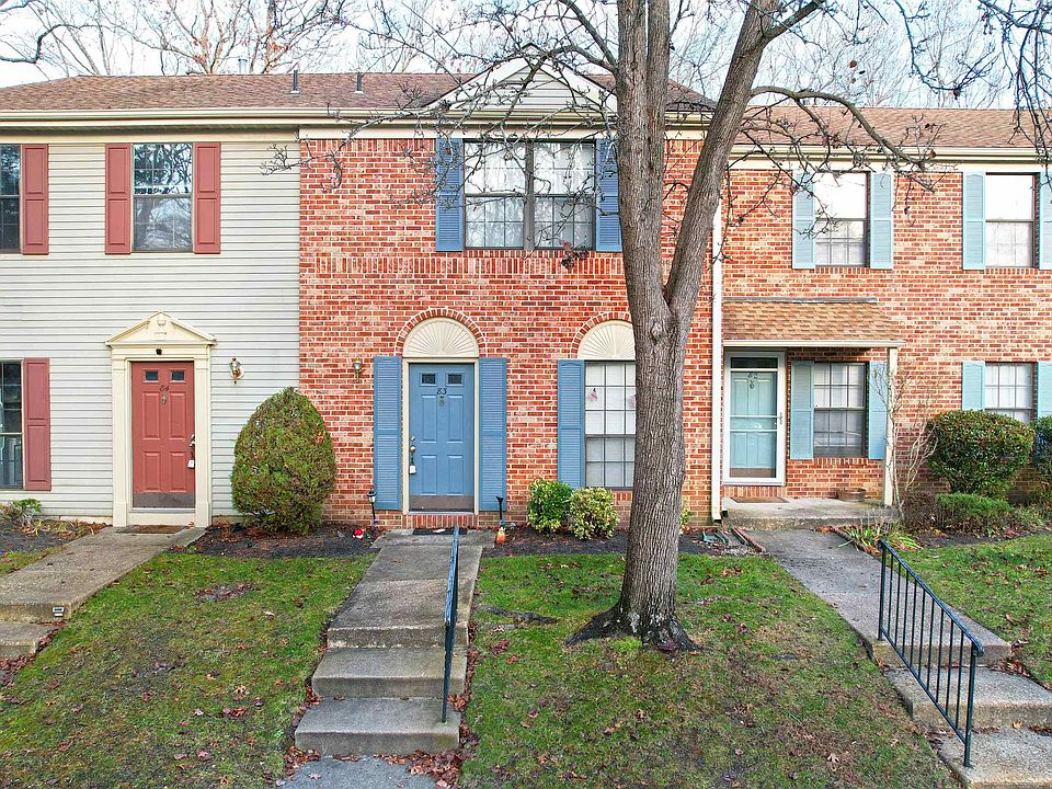 1st image of 83 Cheshire Dr #83