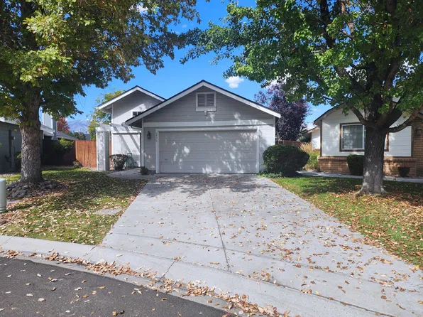 1775 Blue Spruce Ct, Minden, NV 89423