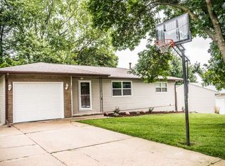 207 Harolds Dr, Glenwood, IA 51534