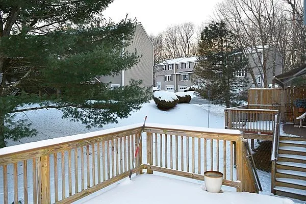 14 Meetinghouse Ln #14 — Photo 21