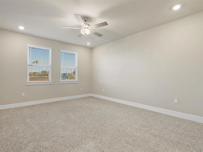 15701 Oglethorpe Dr #100 — Photo 16