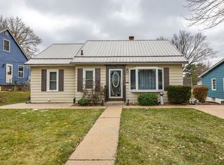 1850 W 3rd St, Dubuque, IA 52001