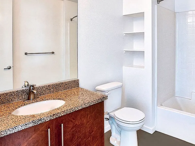 210 Third Lofts — Photo 33