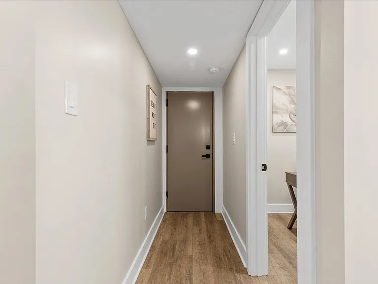 214 McCully St — Photo 21