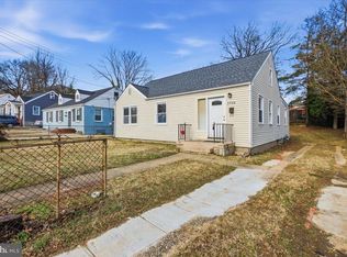 3704 Oliver St, Hyattsville, MD 20782