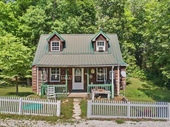 1126 Campground Rd, Bonnieville, KY 42713