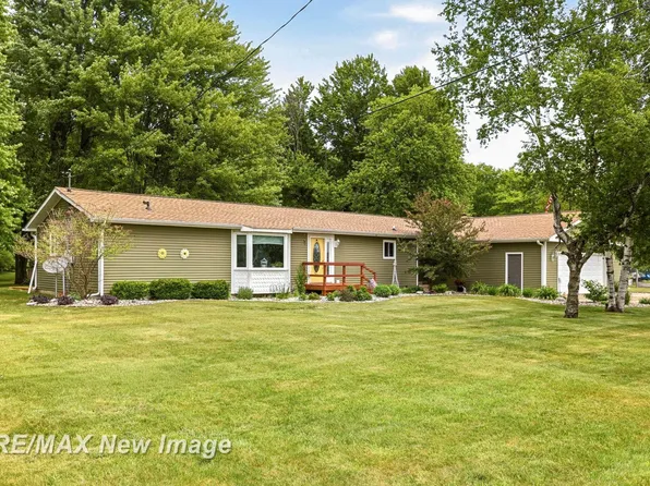 8385 Canada Rd, Birch Run, MI 48415