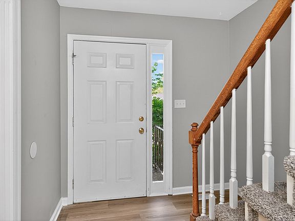 5th image of 3413 Springlake Dr