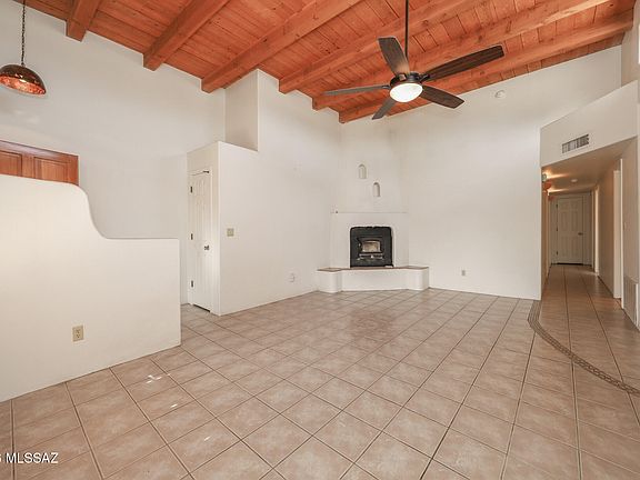 2nd image of 470 W Rio Flojo